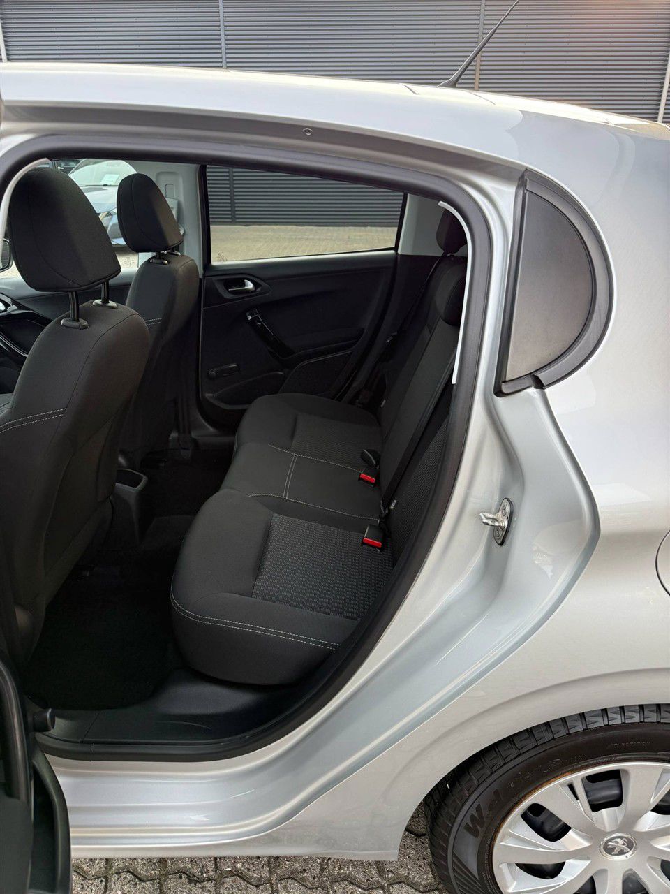 Billede af Peugeot 208 1,2 VTi Chili Sky 82HK 5d