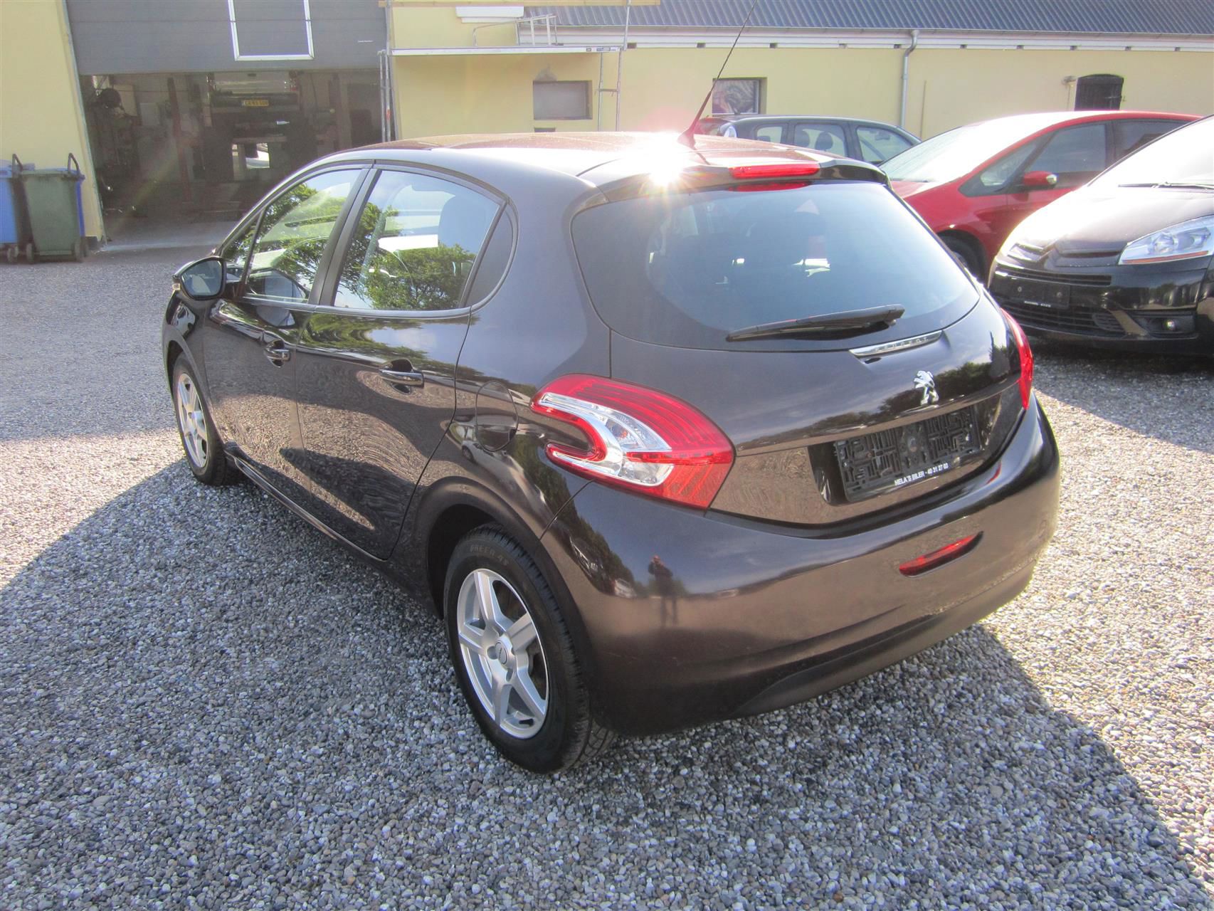 Billede af Peugeot 208 1,2 VTi Active 82HK 3d