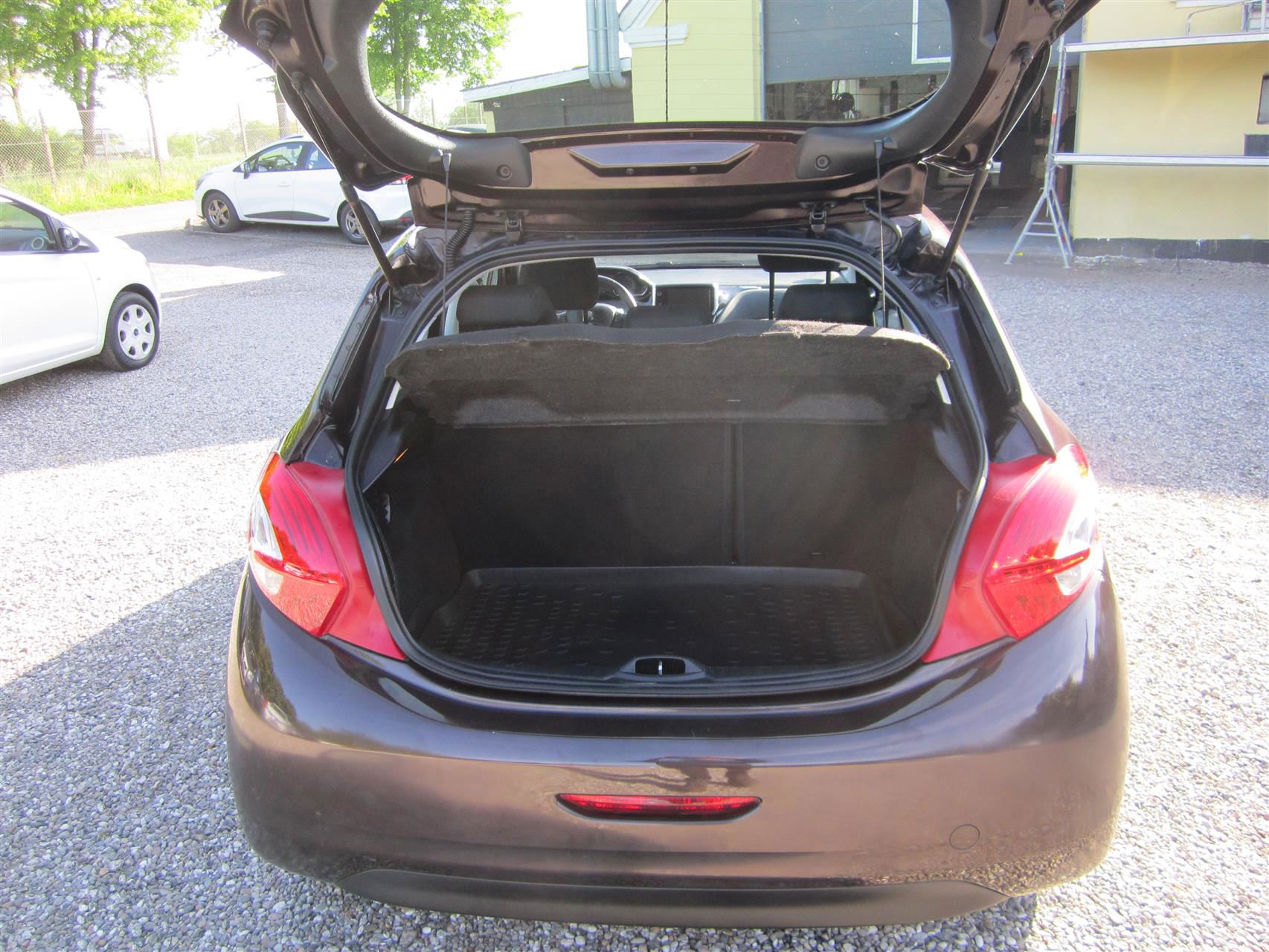 Billede af Peugeot 208 1,2 VTi Active 82HK 3d
