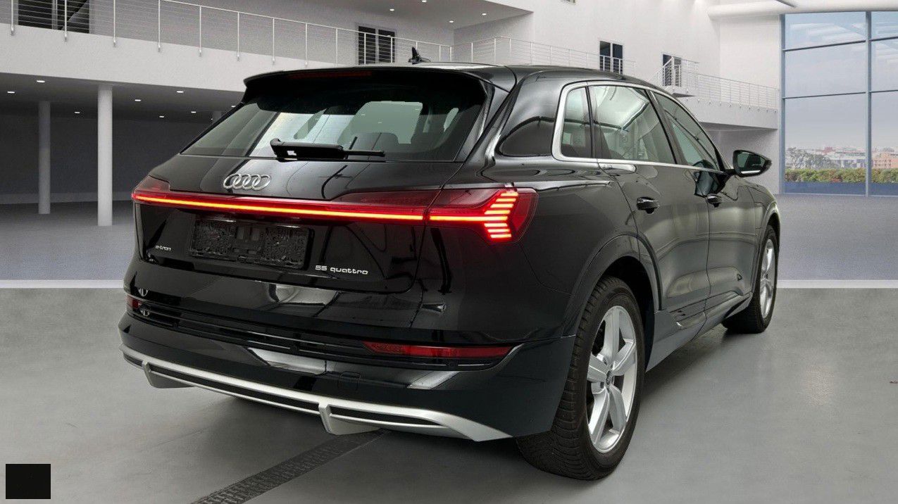 Billede af Audi E-tron 55 S Line Quattro 408HK 5d Aut.
