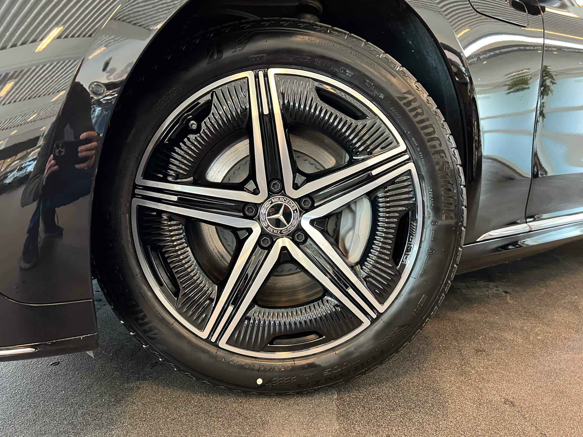 Billede af Mercedes-Benz EQE 300 EL AMG Line 245HK Aut.