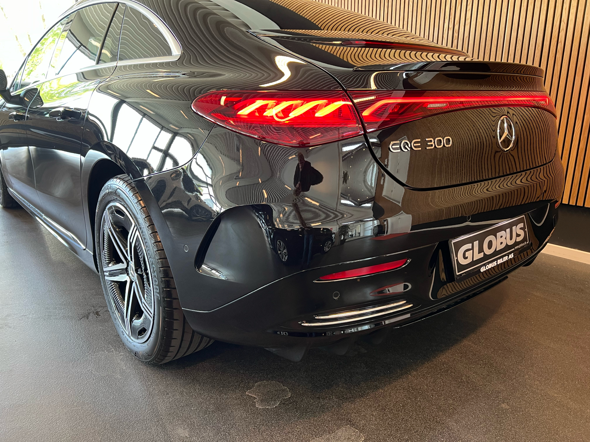 Billede af Mercedes-Benz EQE 300 EL AMG Line 245HK Aut.