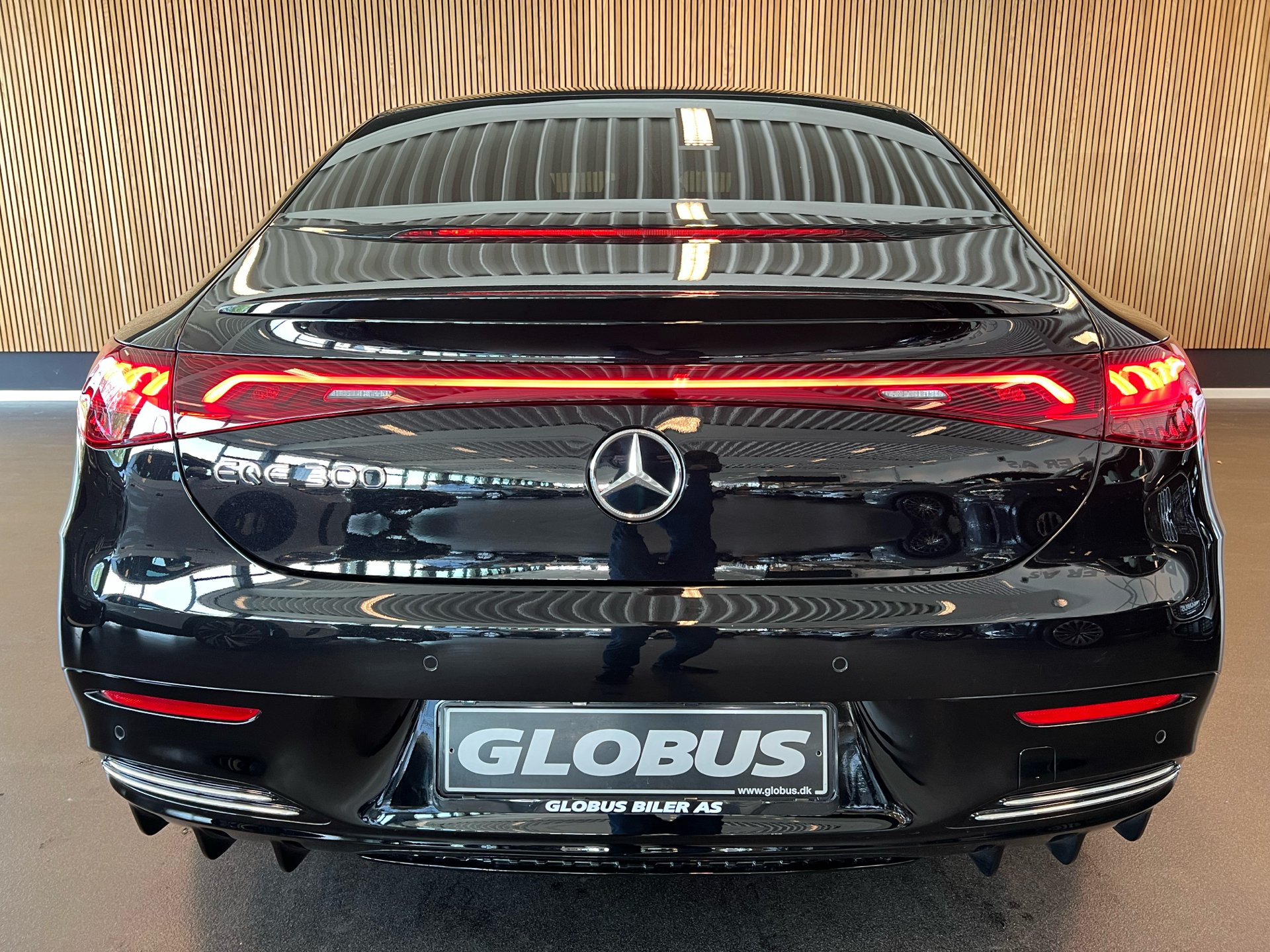 Billede af Mercedes-Benz EQE 300 EL AMG Line 245HK Aut.