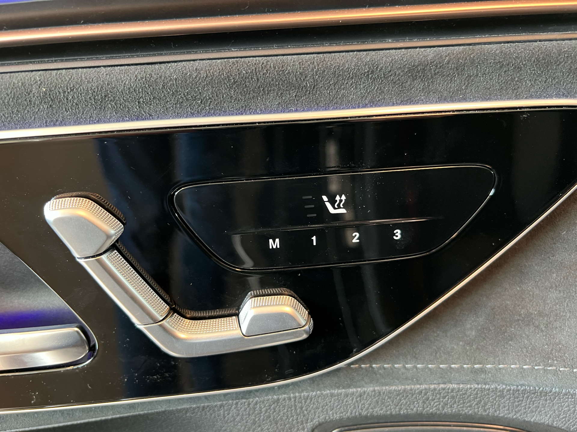 Billede af Mercedes-Benz EQE 300 EL AMG Line 245HK Aut.