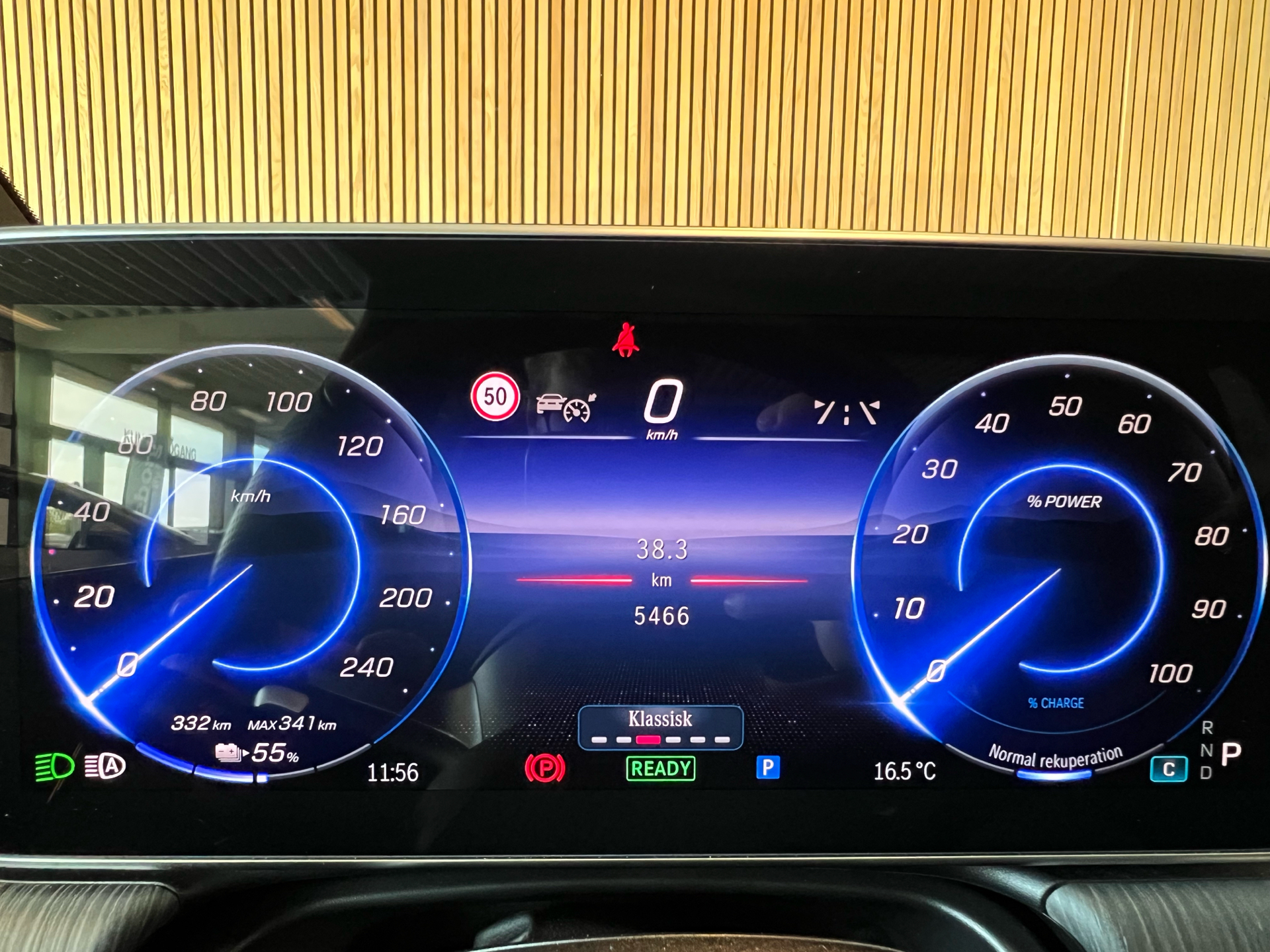 Billede af Mercedes-Benz EQE 300 EL AMG Line 245HK Aut.