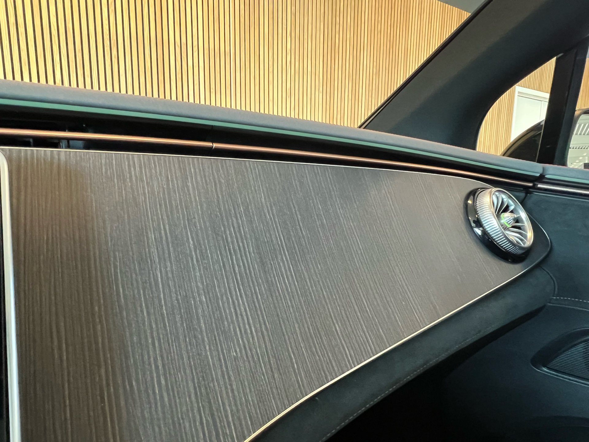 Billede af Mercedes-Benz EQE 300 EL AMG Line 245HK Aut.
