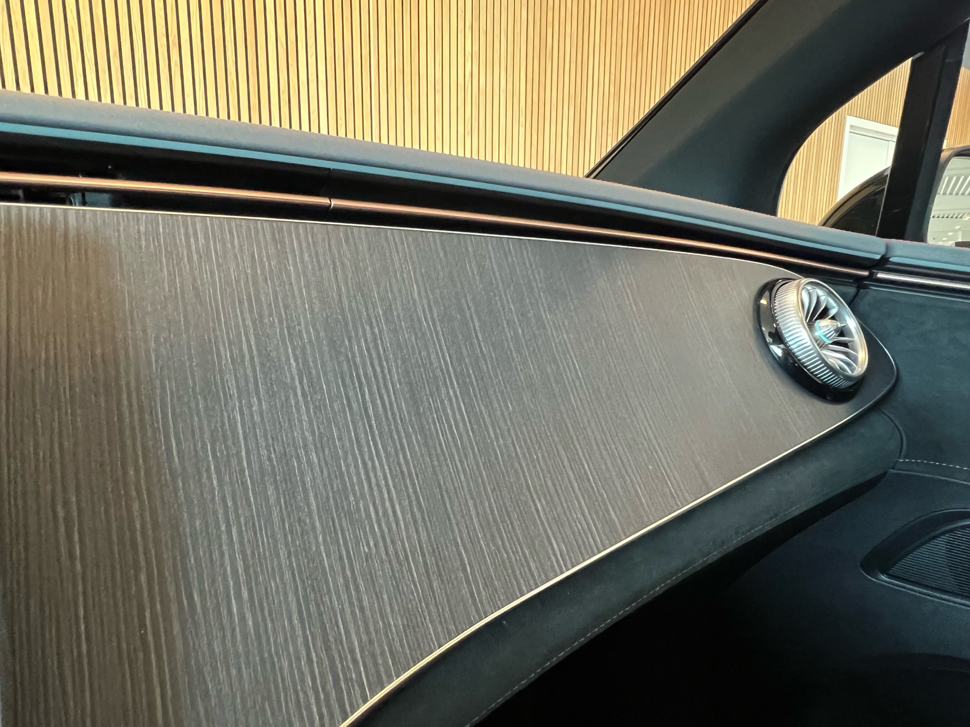 Billede af Mercedes-Benz EQE 300 EL AMG Line 245HK Aut.