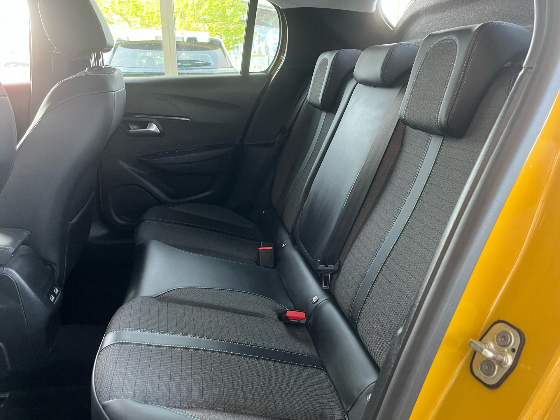 Billede af Peugeot 208 1,2 PureTech Allure EAT8 100HK 5d 8g Aut.