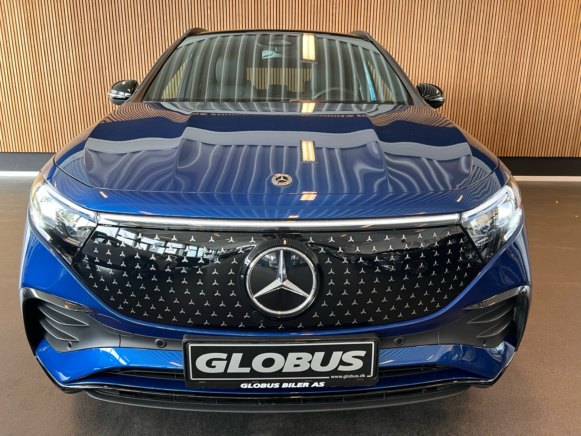 Billede af Mercedes-Benz EQA 350 EL AMG Premium Plus 4Matic 292HK 5d Aut.
