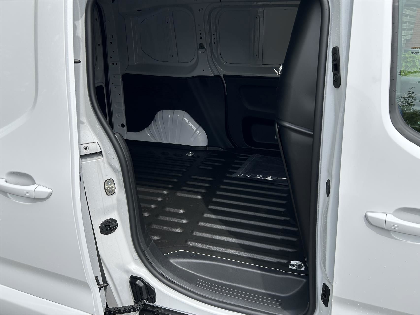 Billede af Opel Combo-e Van Combo-e L1V1 Innovation+ 50 kWh 136 50 kWh 136 L1