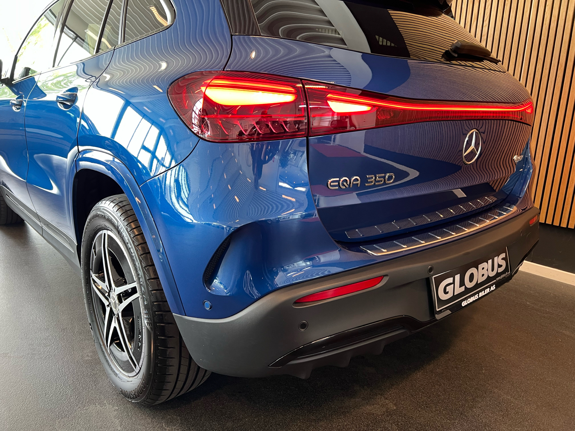 Billede af Mercedes-Benz EQA 350 EL AMG Premium Plus 4Matic 292HK 5d Aut.