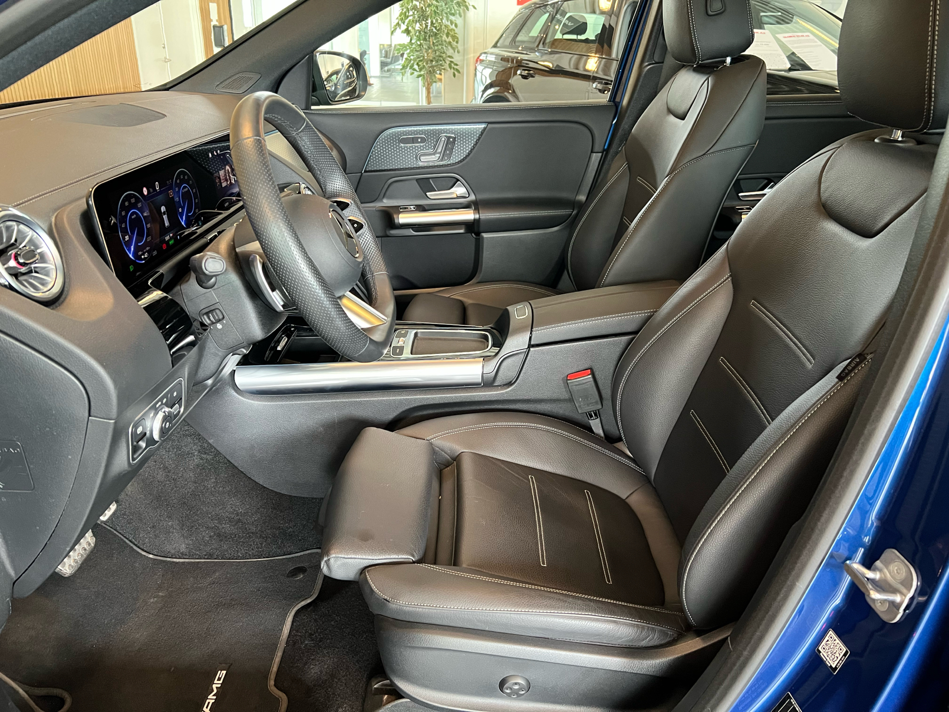 Billede af Mercedes-Benz EQA 350 EL AMG Premium Plus 4Matic 292HK 5d Aut.