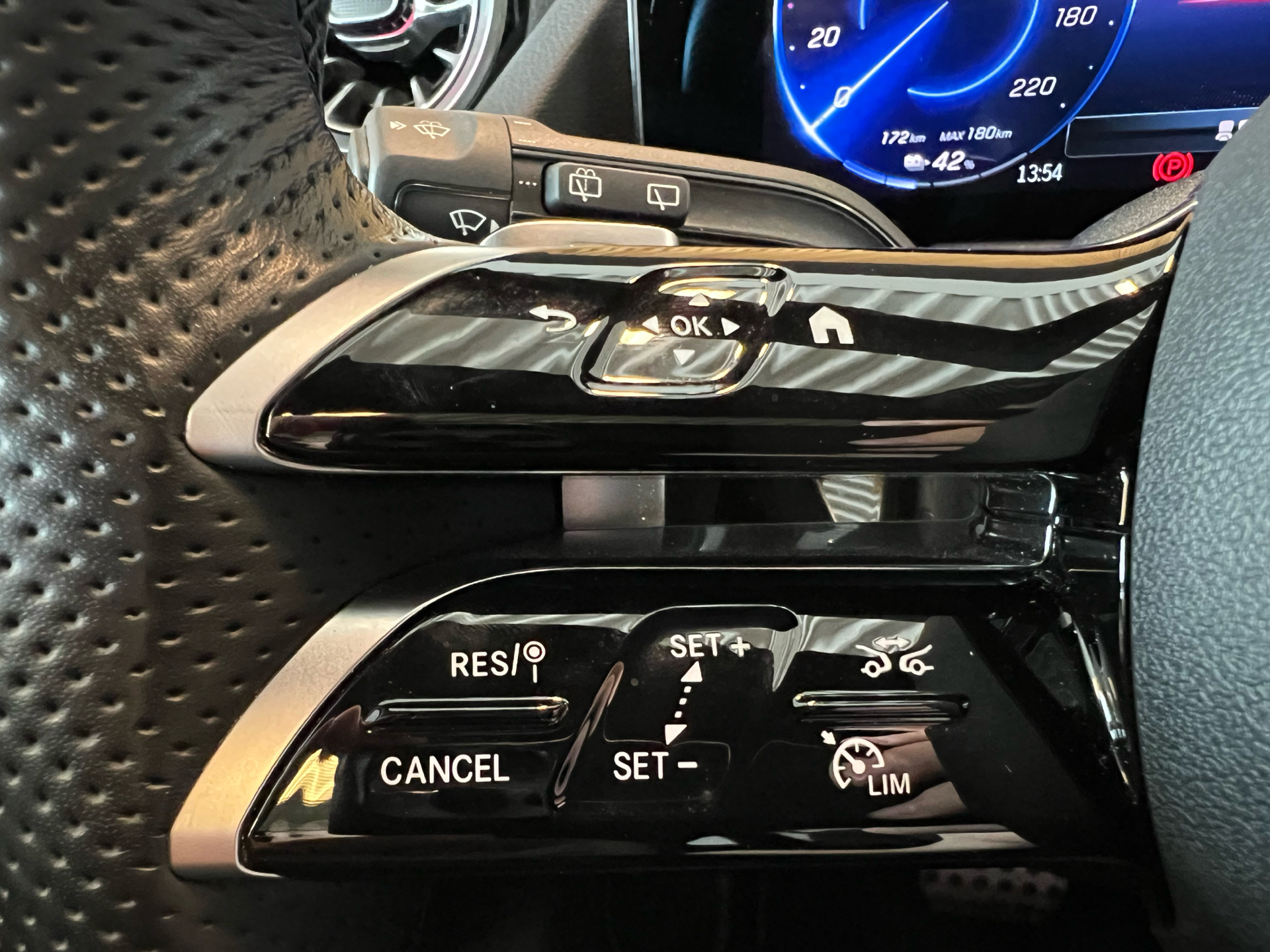 Billede af Mercedes-Benz EQA 350 EL AMG Premium Plus 4Matic 292HK 5d Aut.