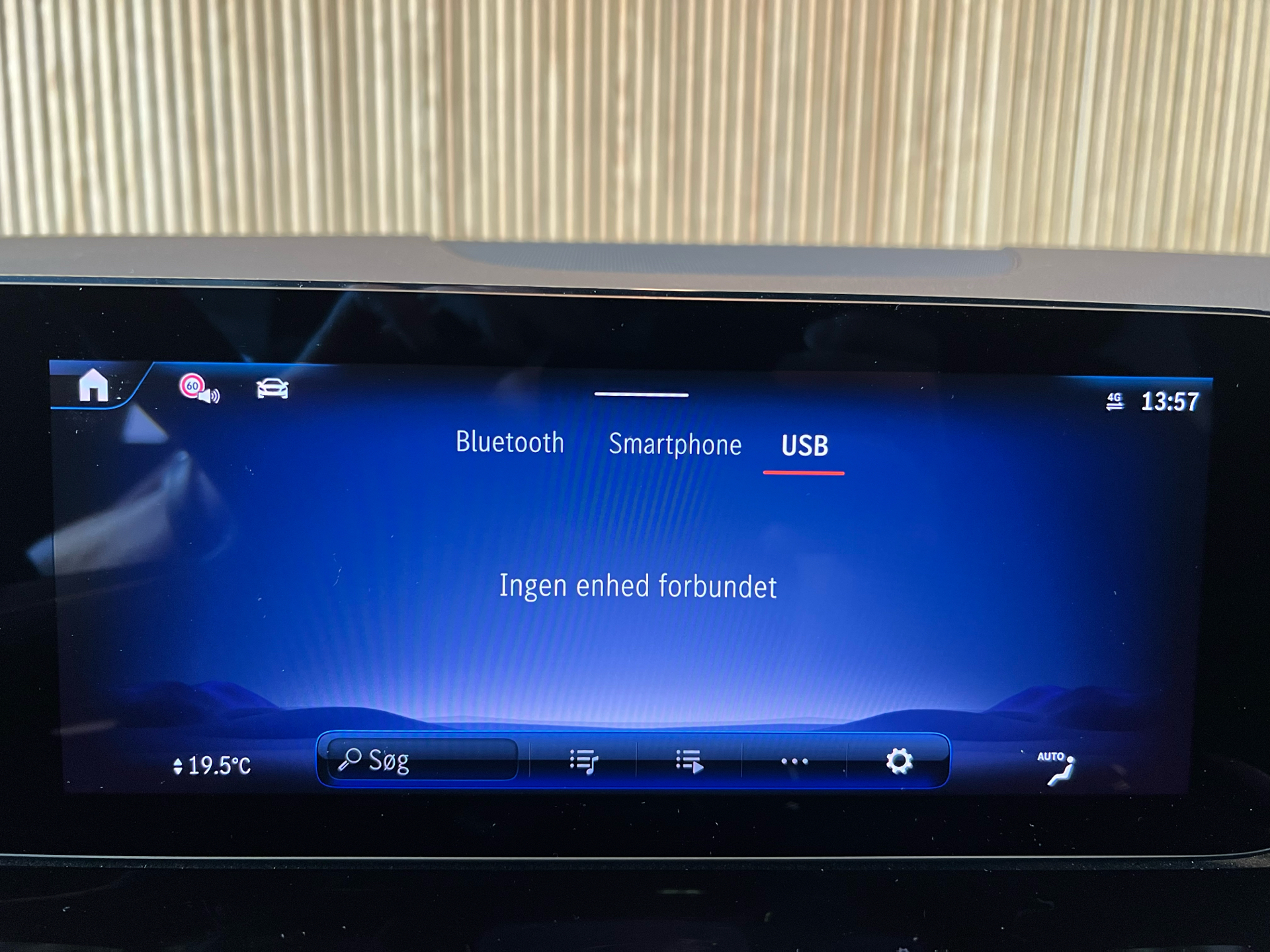Billede af Mercedes-Benz EQA 350 EL AMG Premium Plus 4Matic 292HK 5d Aut.