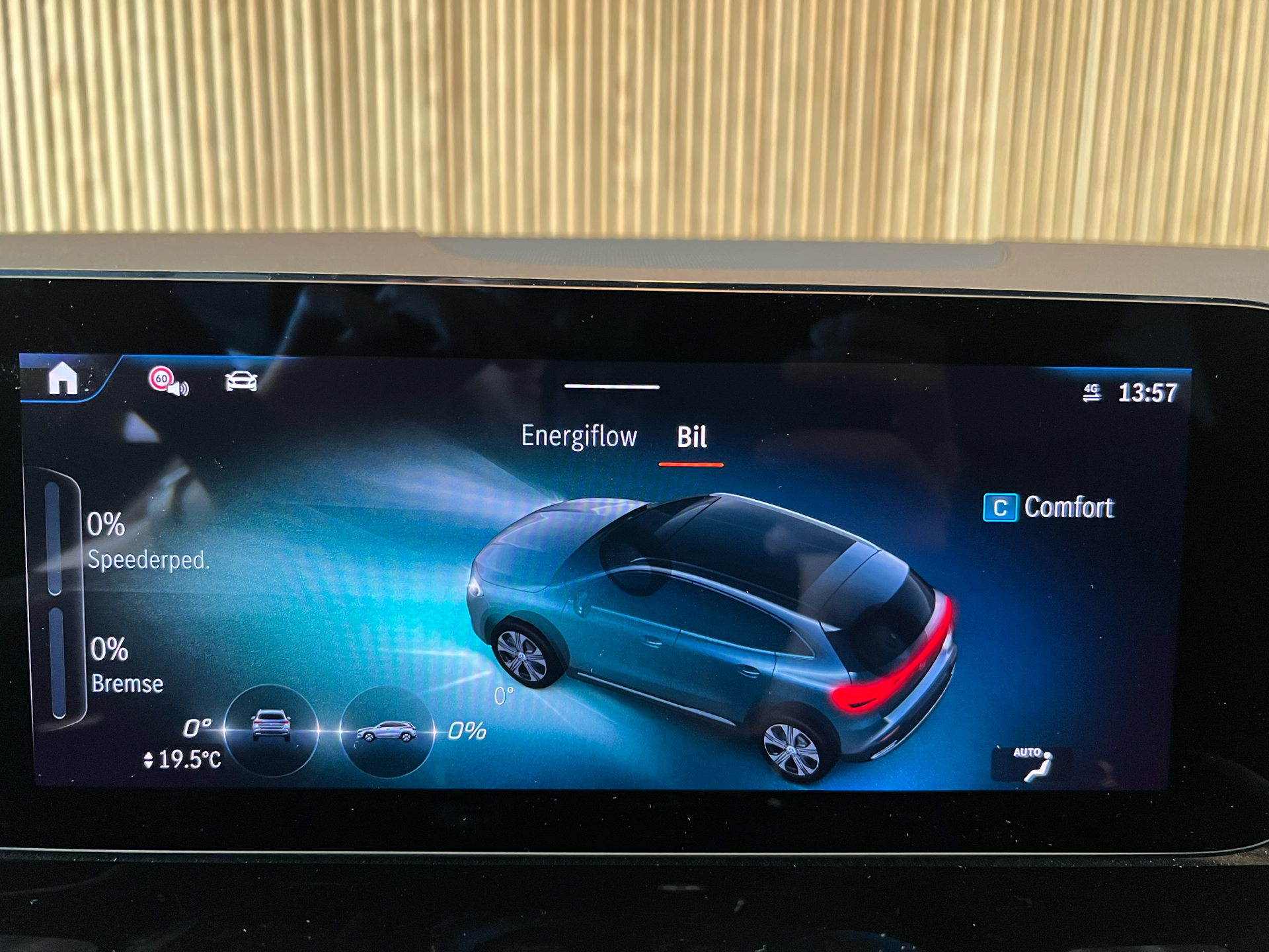 Billede af Mercedes-Benz EQA 350 EL AMG Premium Plus 4Matic 292HK 5d Aut.