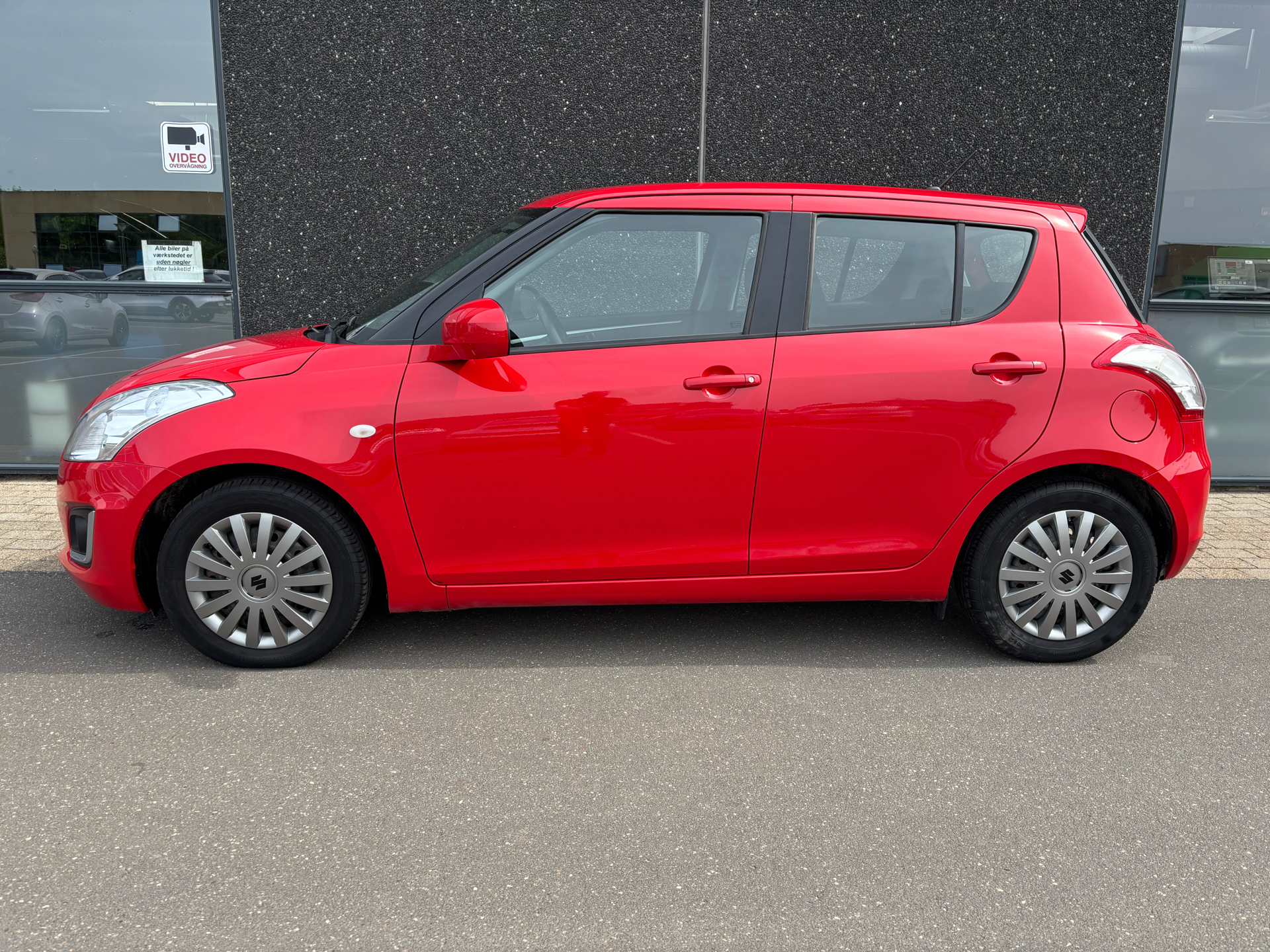 Billede af Suzuki Swift 1,2 Dualjet 16V Comfort 90HK 5d