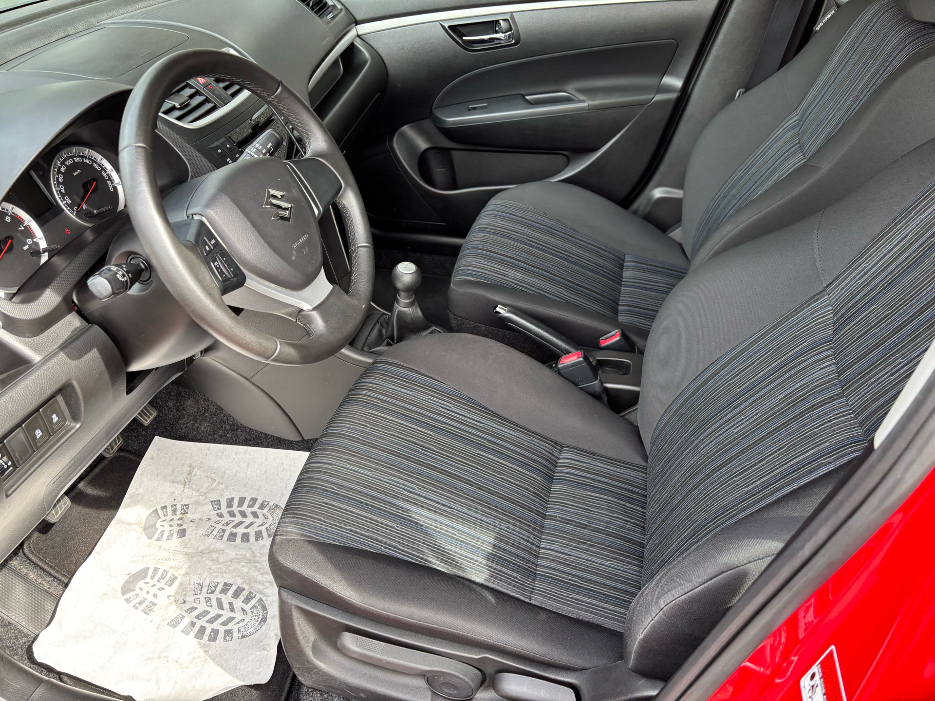 Billede af Suzuki Swift 1,2 Dualjet 16V Comfort 90HK 5d