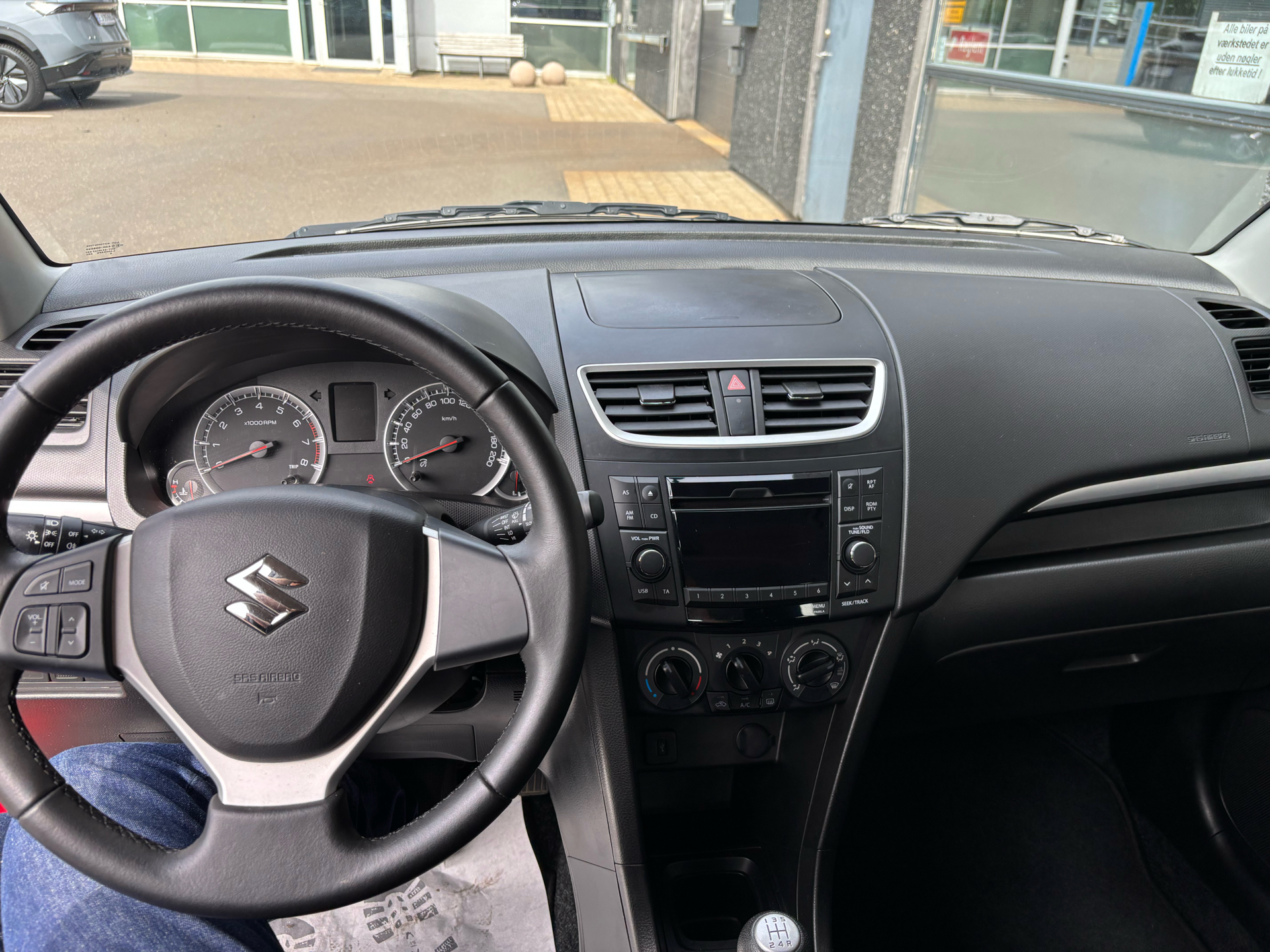 Billede af Suzuki Swift 1,2 Dualjet 16V Comfort 90HK 5d
