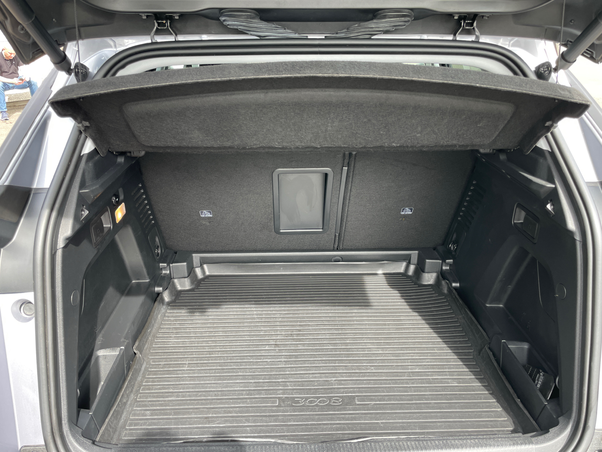 Billede af Peugeot 3008 1,5 BlueHDi Allure LTD EAT8 130HK 5d 8g Aut.
