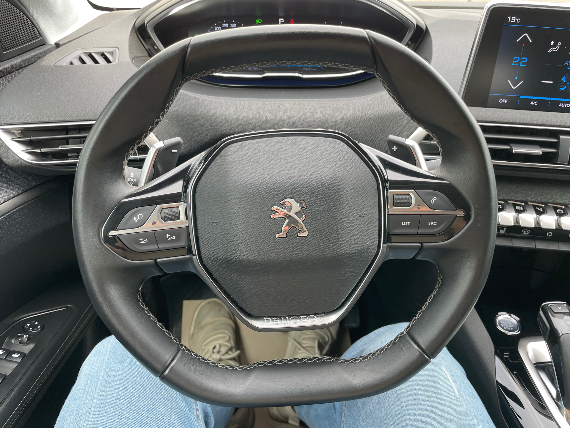 Billede af Peugeot 3008 1,5 BlueHDi Allure LTD EAT8 130HK 5d 8g Aut.