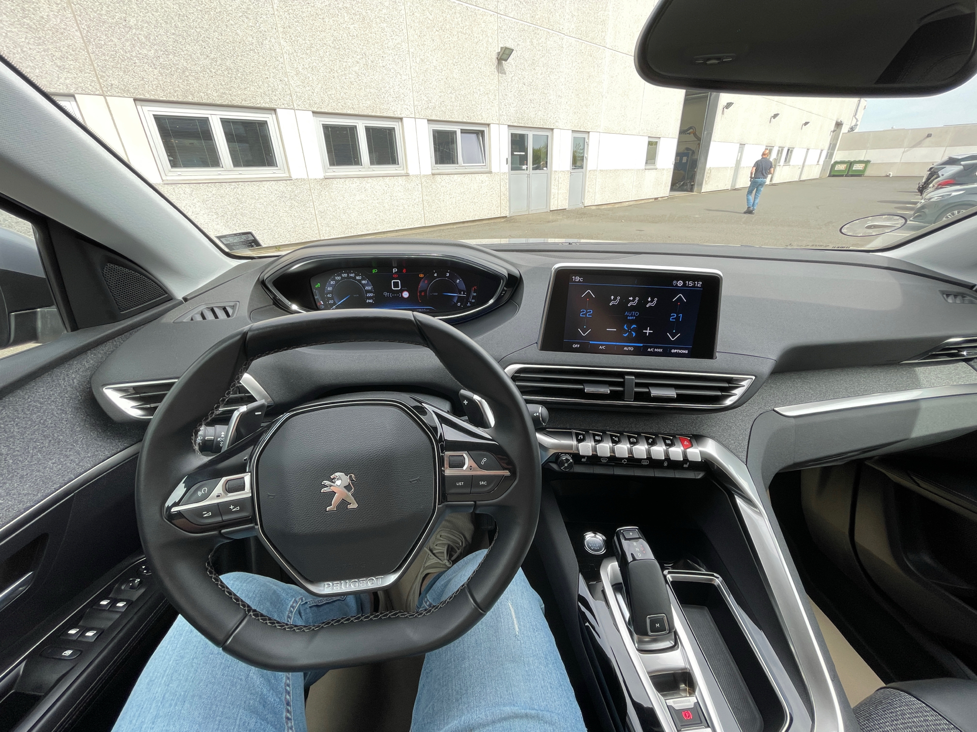 Billede af Peugeot 3008 1,5 BlueHDi Allure LTD EAT8 130HK 5d 8g Aut.