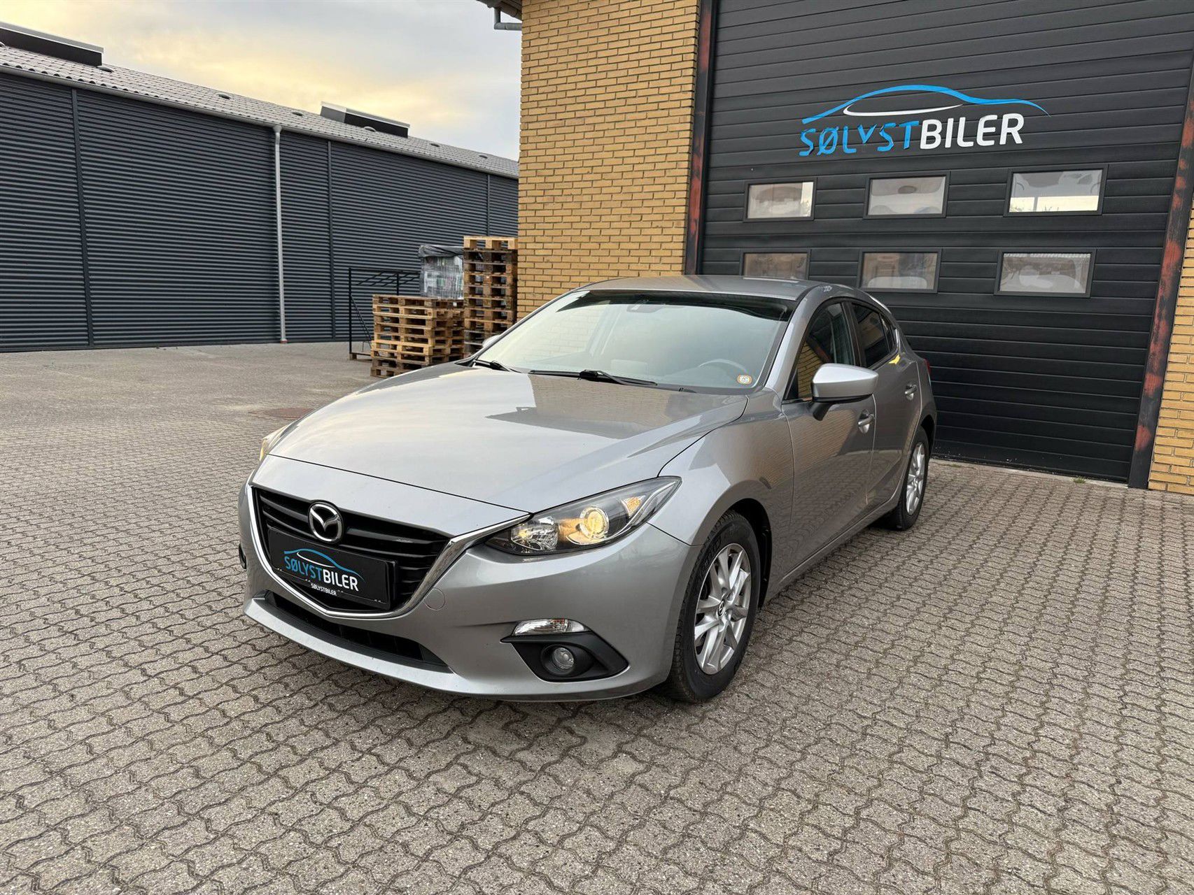 Billede af Mazda 3 2,0 Skyactiv-G Vision 120HK 5d 6g