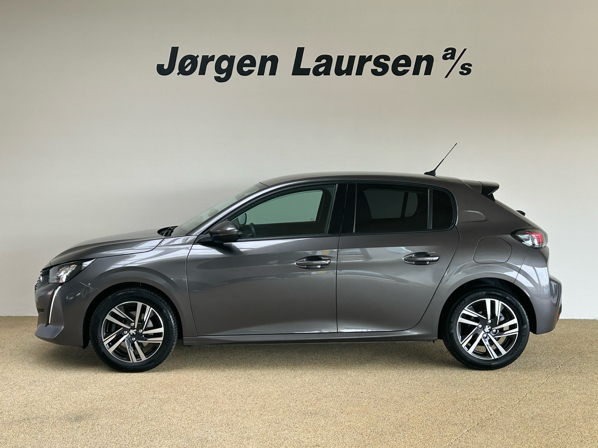 Billede af Peugeot 208 1,2 PureTech Platin Pack 100HK 5d 6g