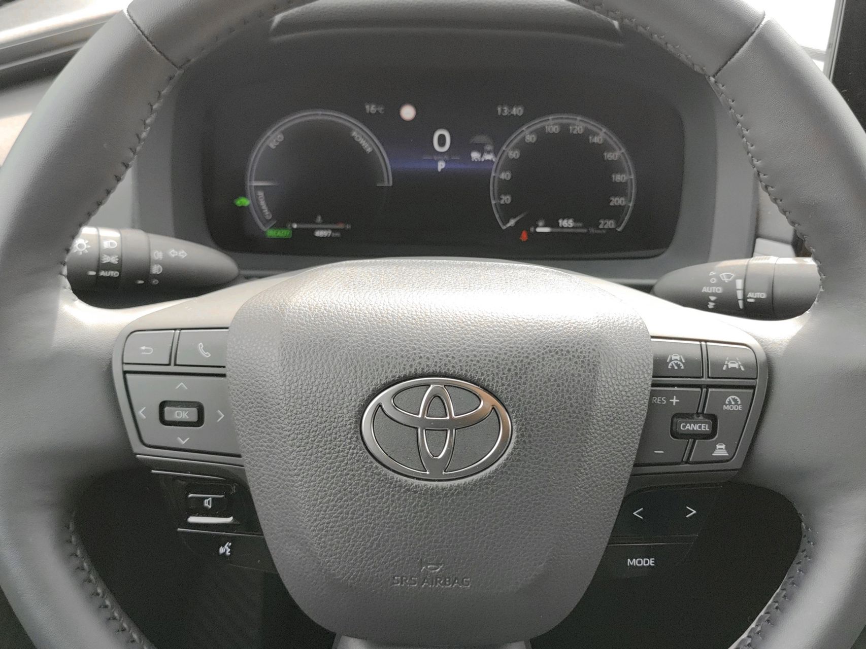 Billede af Toyota C-HR 1,8 Hybrid Style Multidrive S 140HK 5d 6g