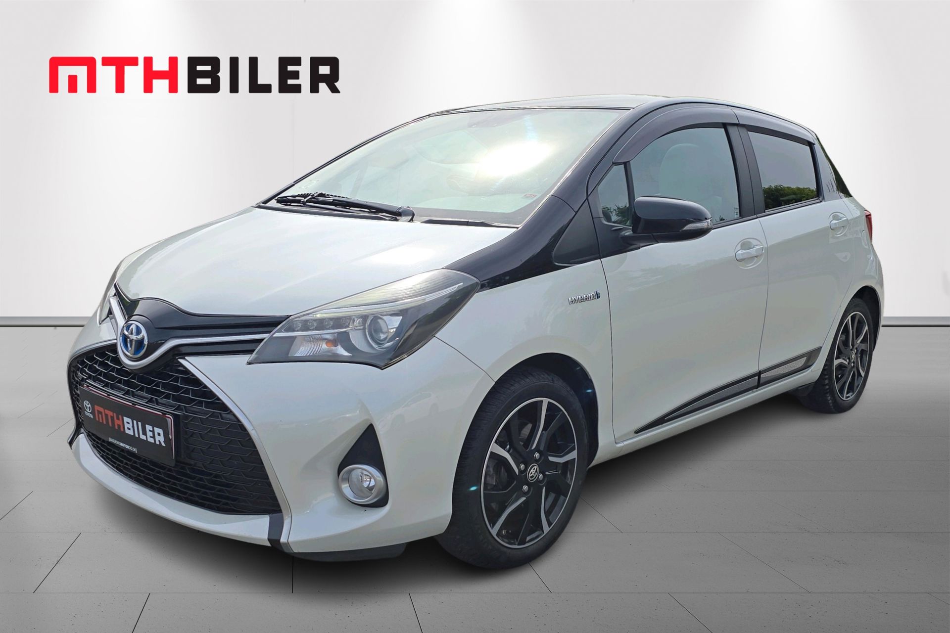 Billede af Toyota Yaris 1,5 Hybrid Pure E-CVT 100HK 5d Trinl. Gear