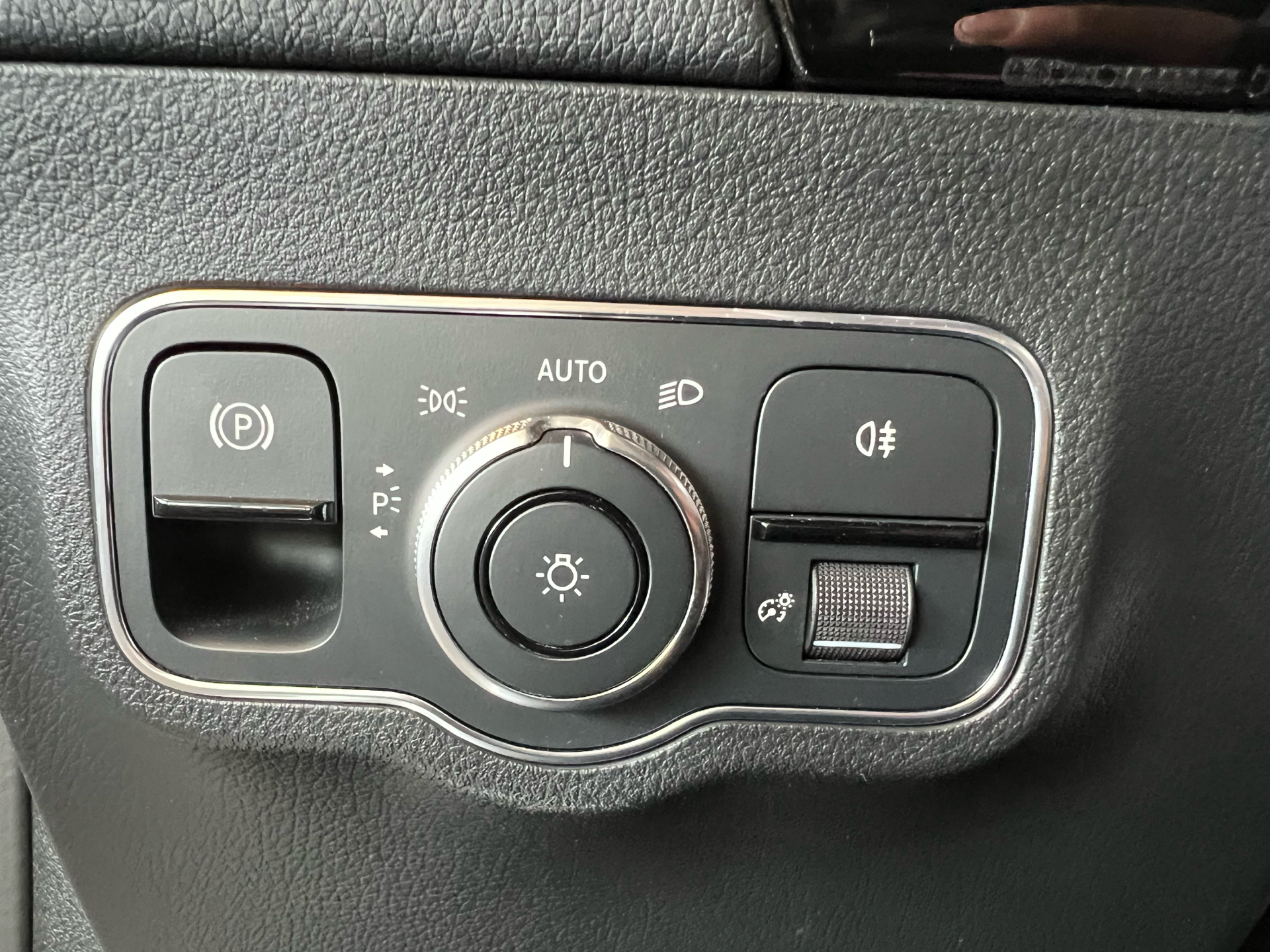 Billede af Mercedes-Benz EQA 250 EL AMG Line 190HK 5d Aut.