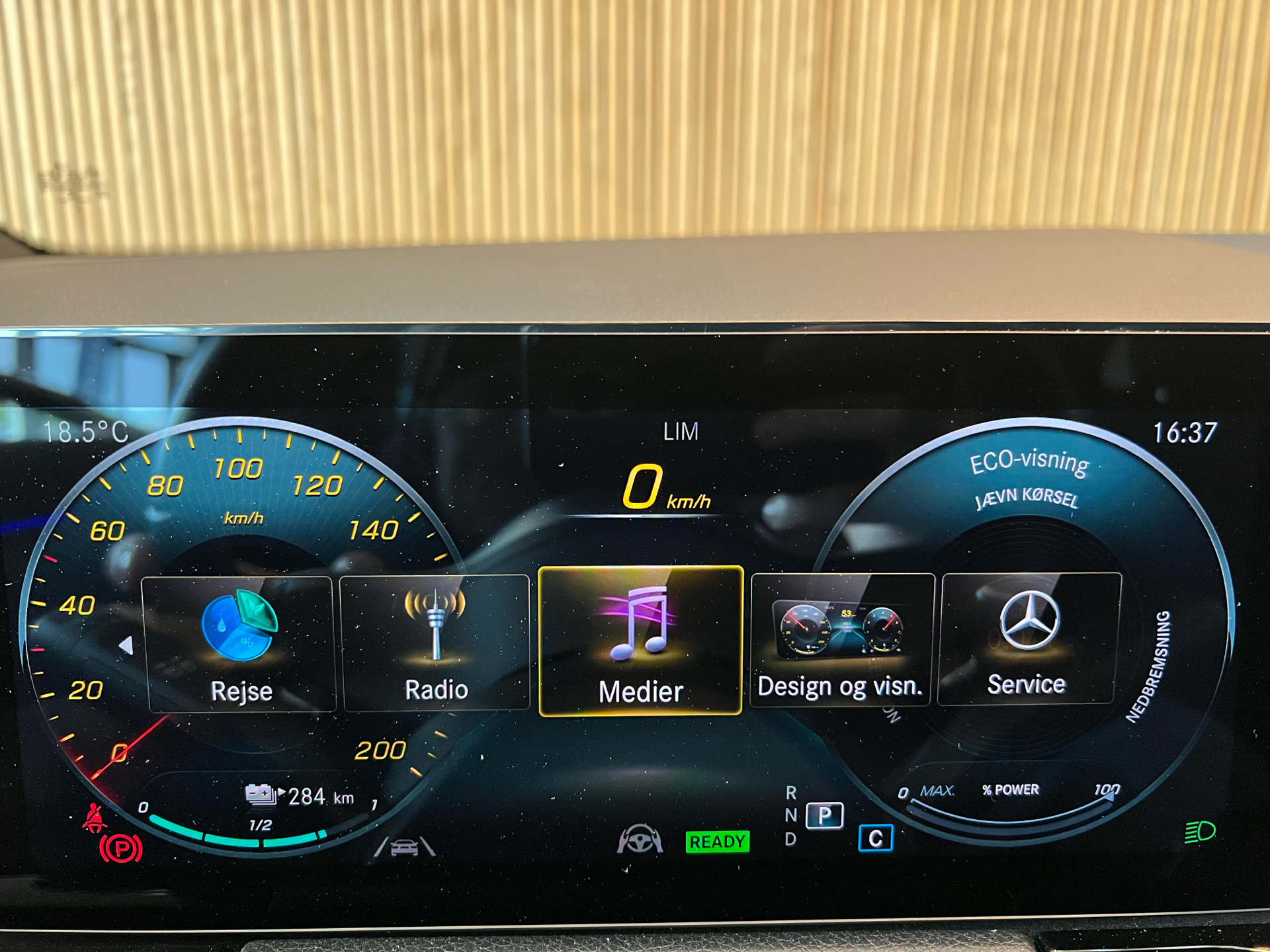 Billede af Mercedes-Benz EQA 250 EL AMG Line 190HK 5d Aut.