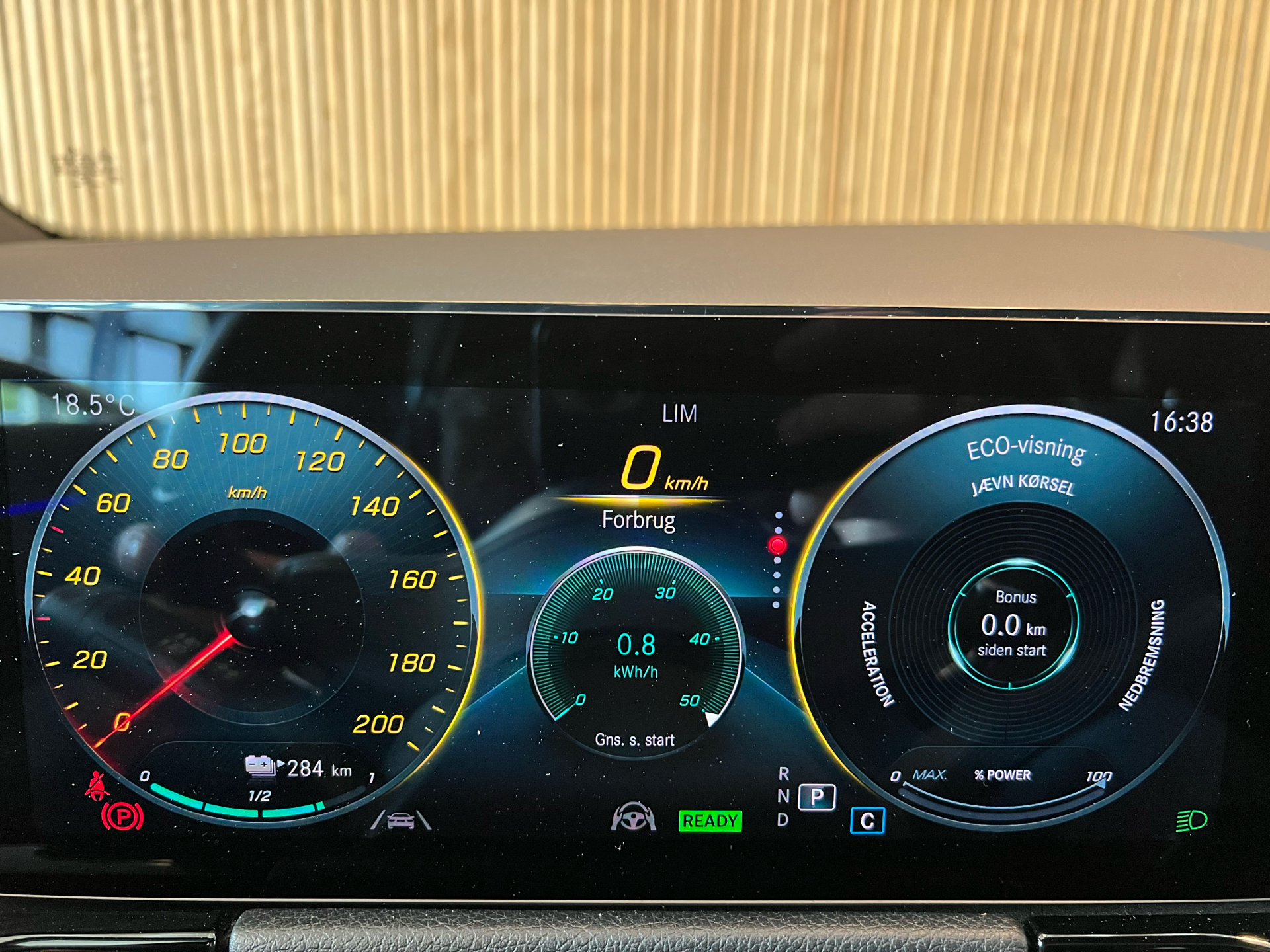 Billede af Mercedes-Benz EQA 250 EL AMG Line 190HK 5d Aut.