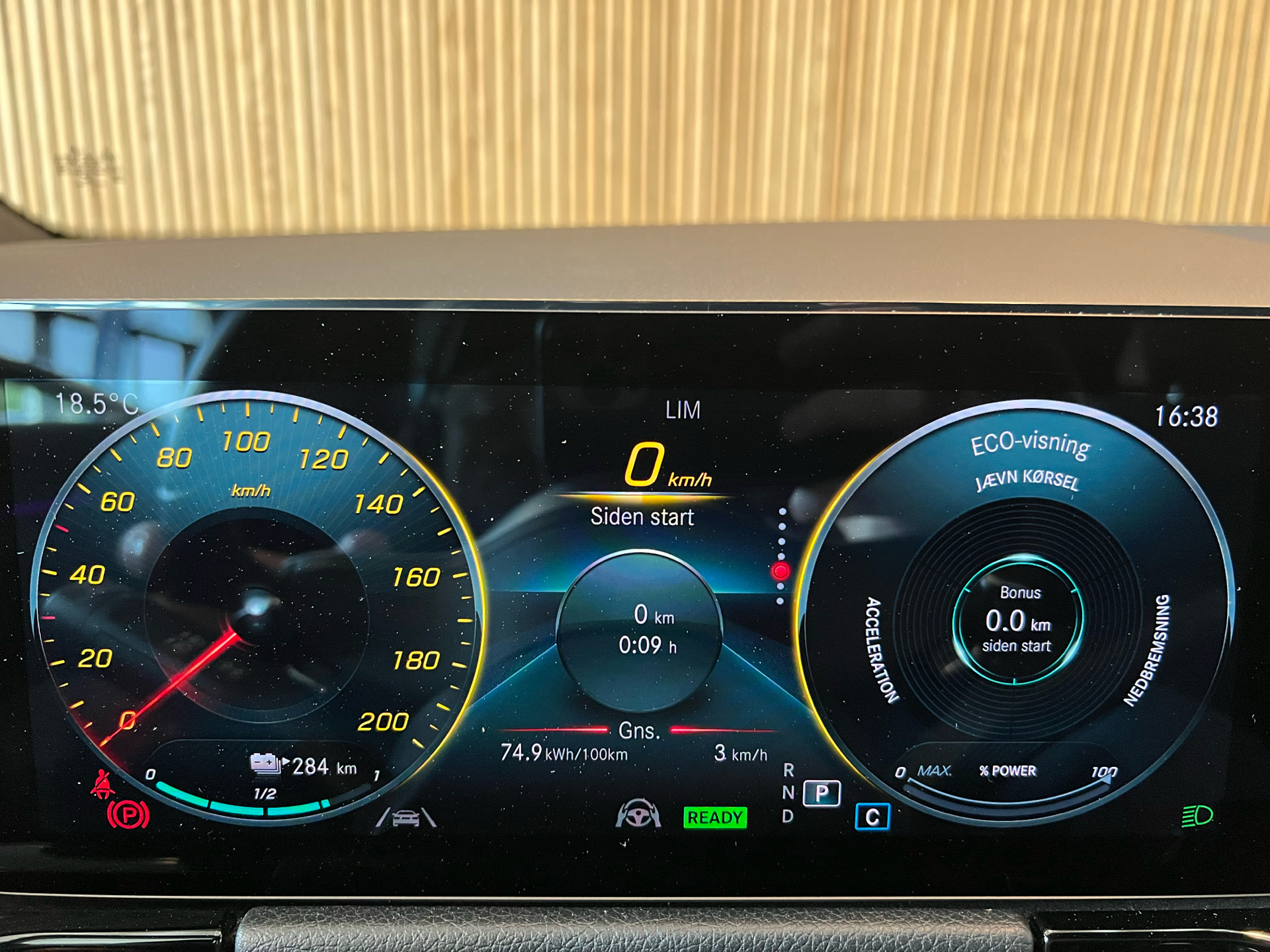 Billede af Mercedes-Benz EQA 250 EL AMG Line 190HK 5d Aut.