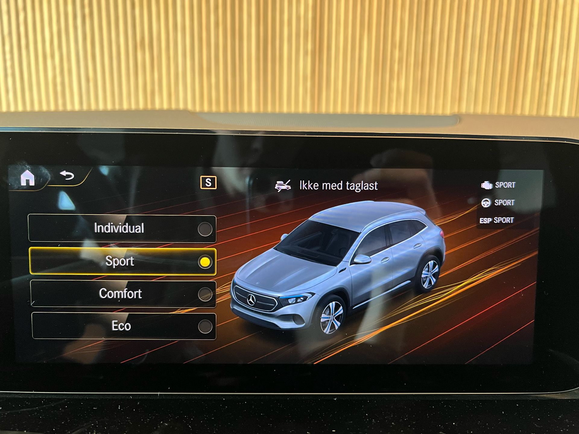 Billede af Mercedes-Benz EQA 250 EL AMG Line 190HK 5d Aut.