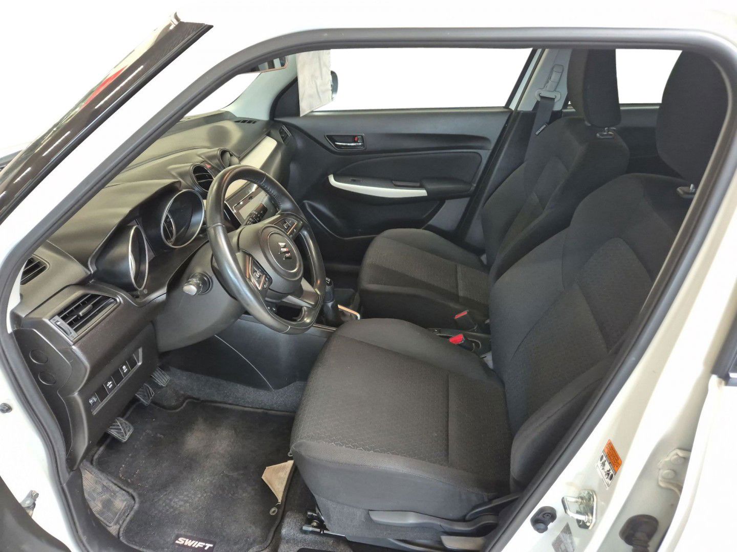 Billede af Suzuki Swift 1,2 Dualjet Action AEB Gold 90HK 5d