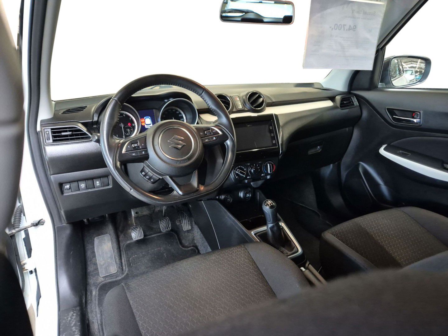Billede af Suzuki Swift 1,2 Dualjet Action AEB Gold 90HK 5d
