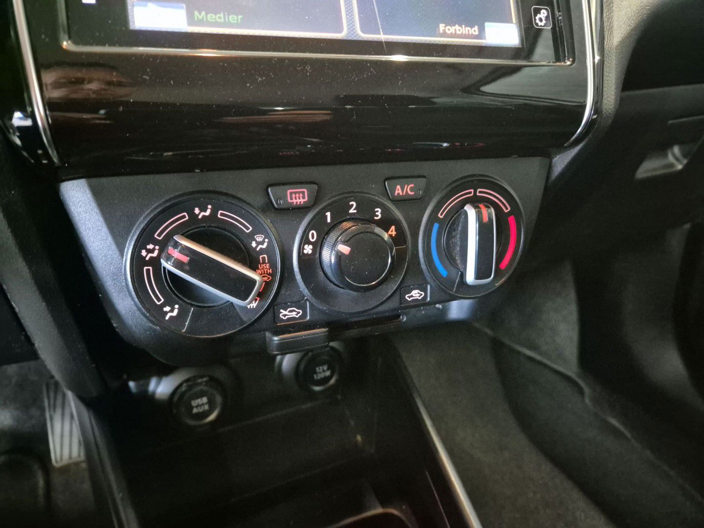 Billede af Suzuki Swift 1,2 Dualjet Action AEB Gold 90HK 5d