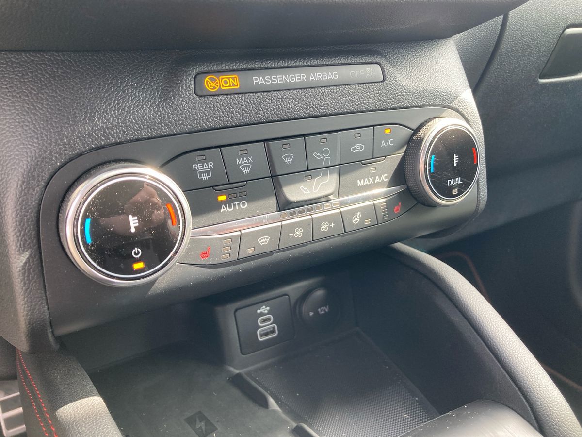 Billede af Ford Kuga 2,5 Plugin-hybrid Graphite Tech CVT 225HK 5d Trinl. Gear