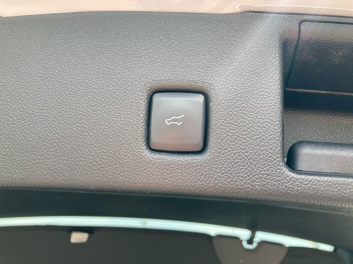 Billede af Ford Kuga 2,5 Plugin-hybrid Graphite Tech CVT 225HK 5d Trinl. Gear