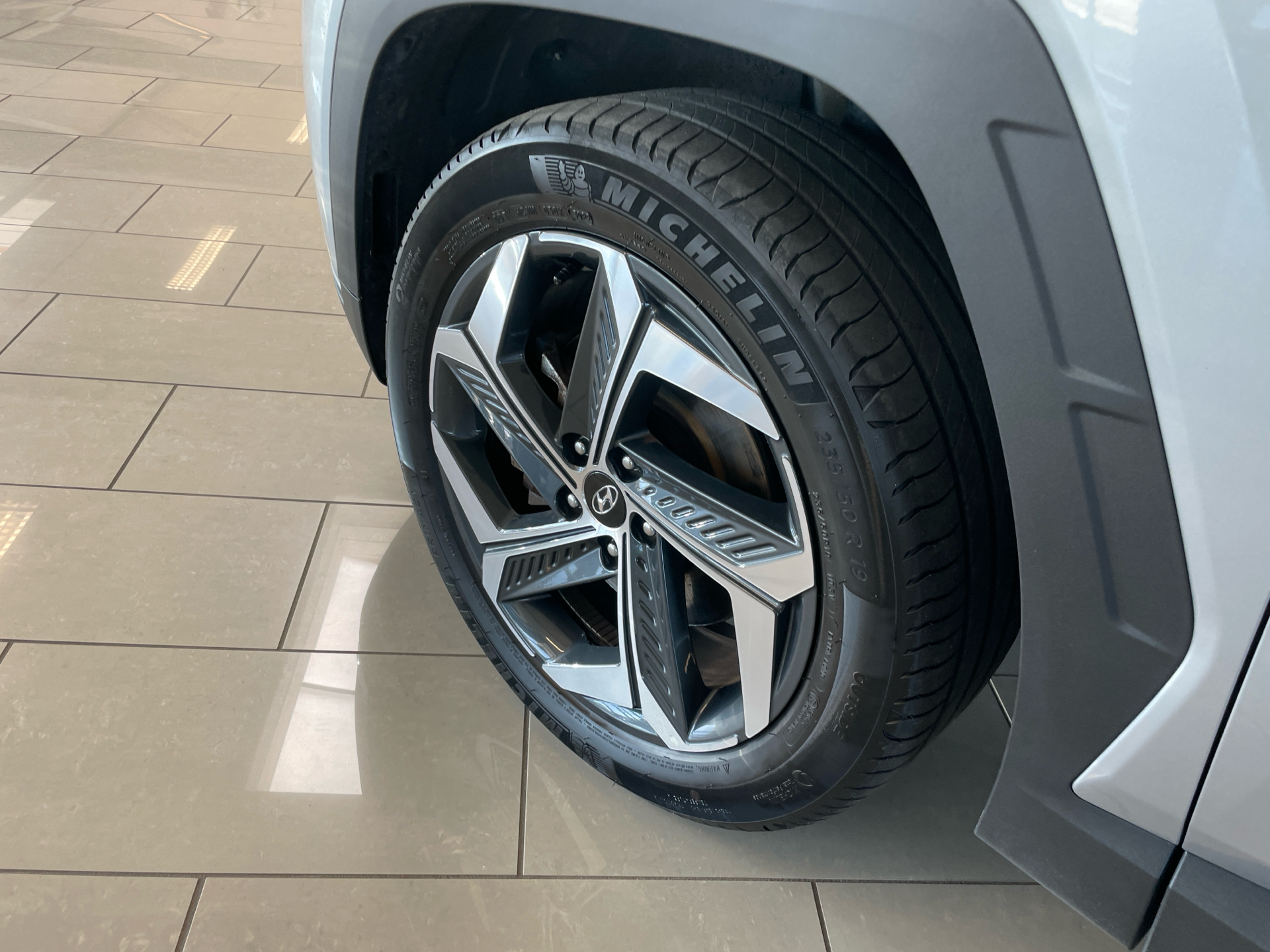 Billede af Hyundai Tucson 1,6 T-GDI  Plugin-hybrid Essential 4WD 265HK 5d 6g Aut.