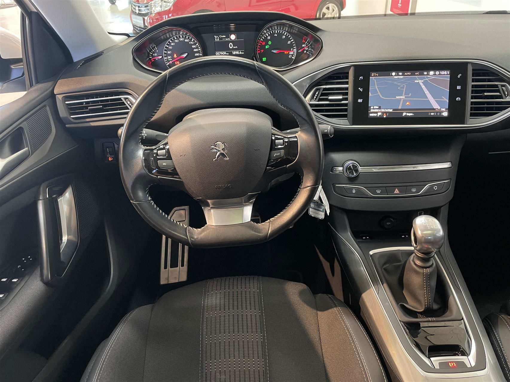 Billede af Peugeot 308 1,2 PureTech Selection Sky 130HK 5d 6g