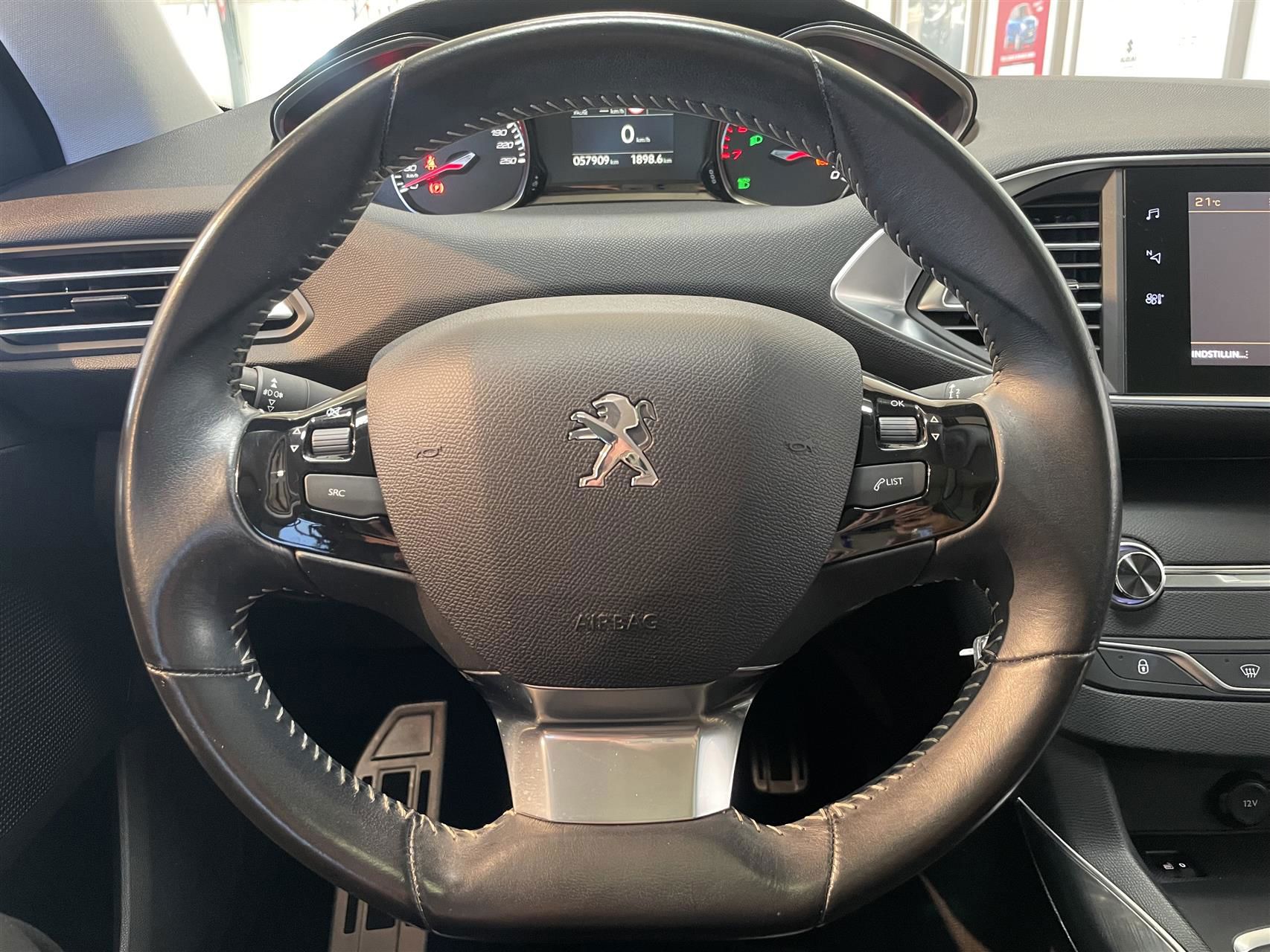Billede af Peugeot 308 1,2 PureTech Selection Sky 130HK 5d 6g