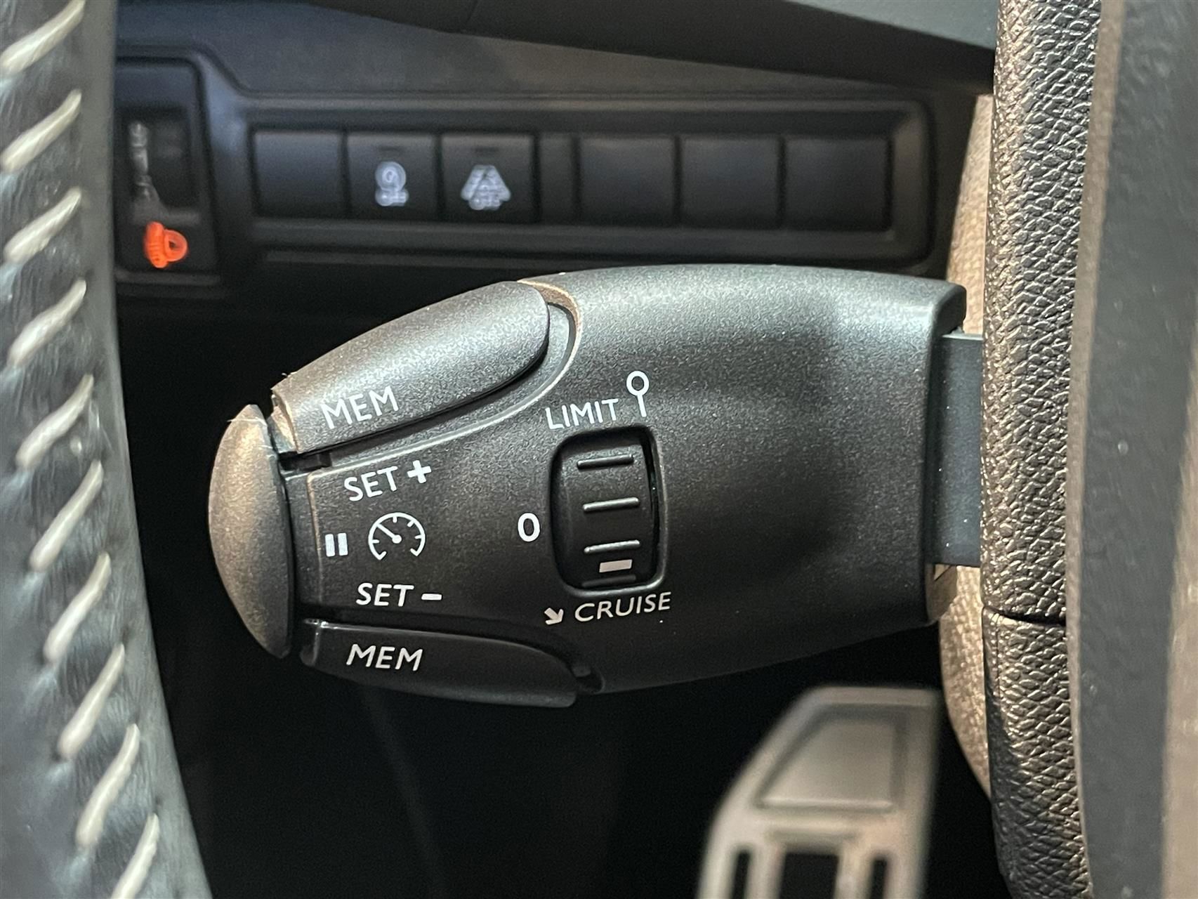 Billede af Peugeot 308 1,2 PureTech Selection Sky 130HK 5d 6g