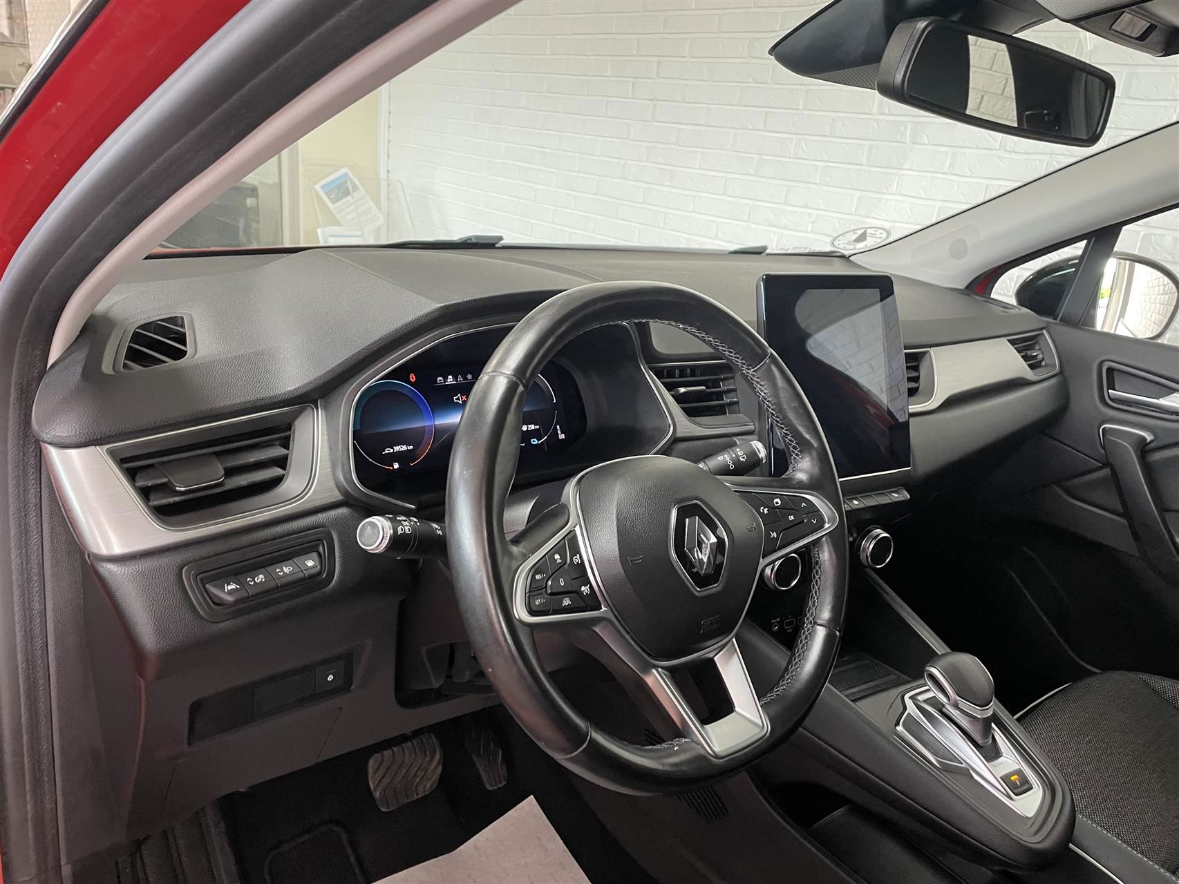 Billede af Renault Captur 1,6 E-TECH  Plugin-hybrid Intens 160HK 5d Aut.