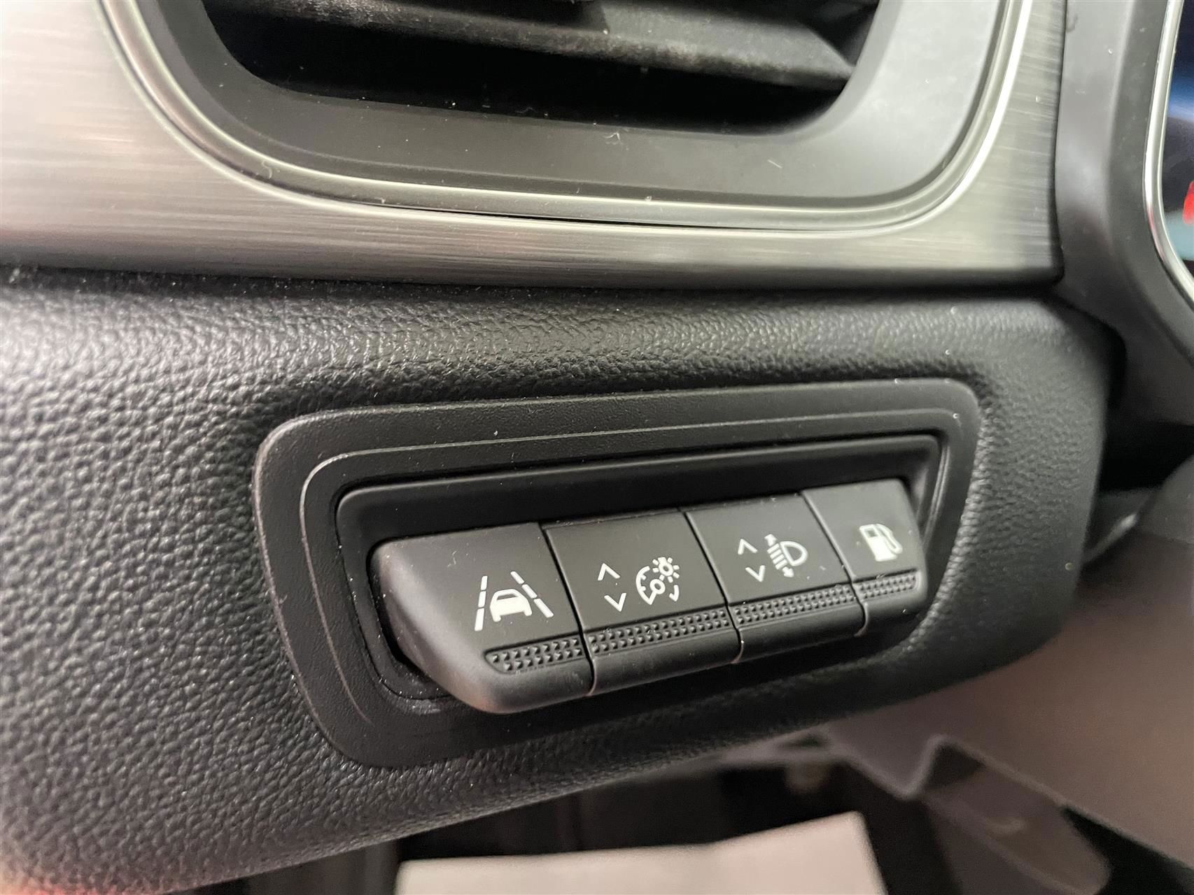 Billede af Renault Captur 1,6 E-TECH  Plugin-hybrid Intens 160HK 5d Aut.