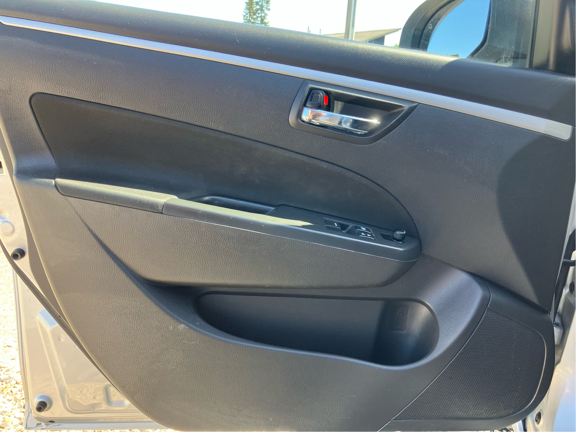 Billede af Suzuki Swift 1,2 16V GL A/C Start/Stop 94HK 5d