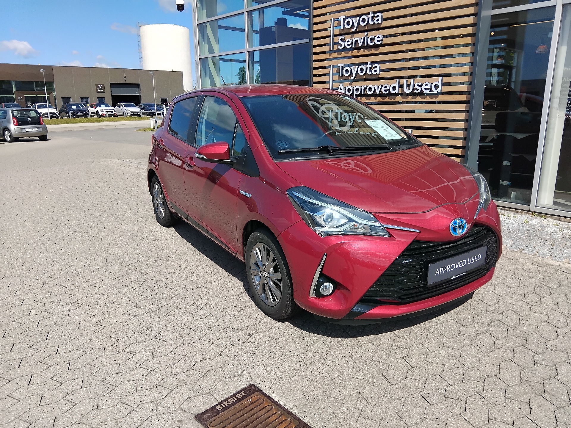 Billede af Toyota Yaris 1,5 Hybrid H2 Exclusive E-CVT 100HK 5d Trinl. Gear