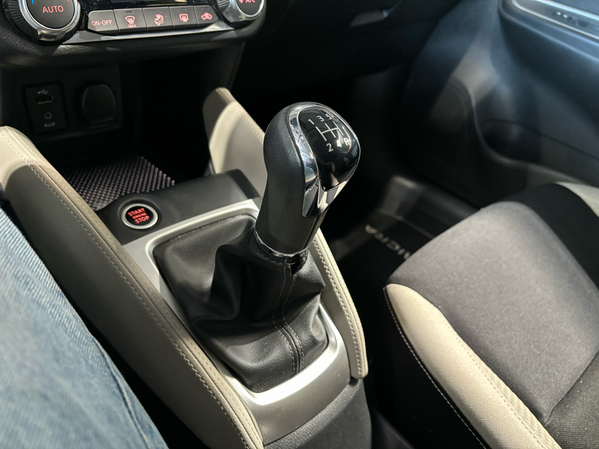 Billede af Nissan Micra 0,9 IG-T Tekna Start/Stop 90HK 5d