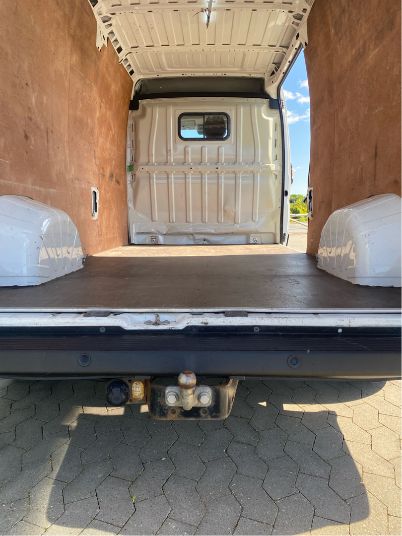 Billede af Peugeot Boxer 335 L3H2 2,2 BlueHDi Premium Pro 165HK Van 6g