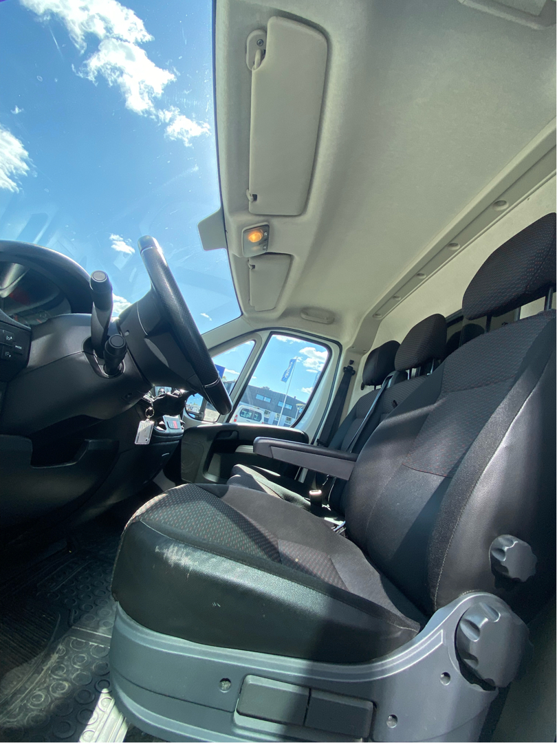 Billede af Peugeot Boxer 335 L3H2 2,2 BlueHDi Premium Pro 165HK Van 6g